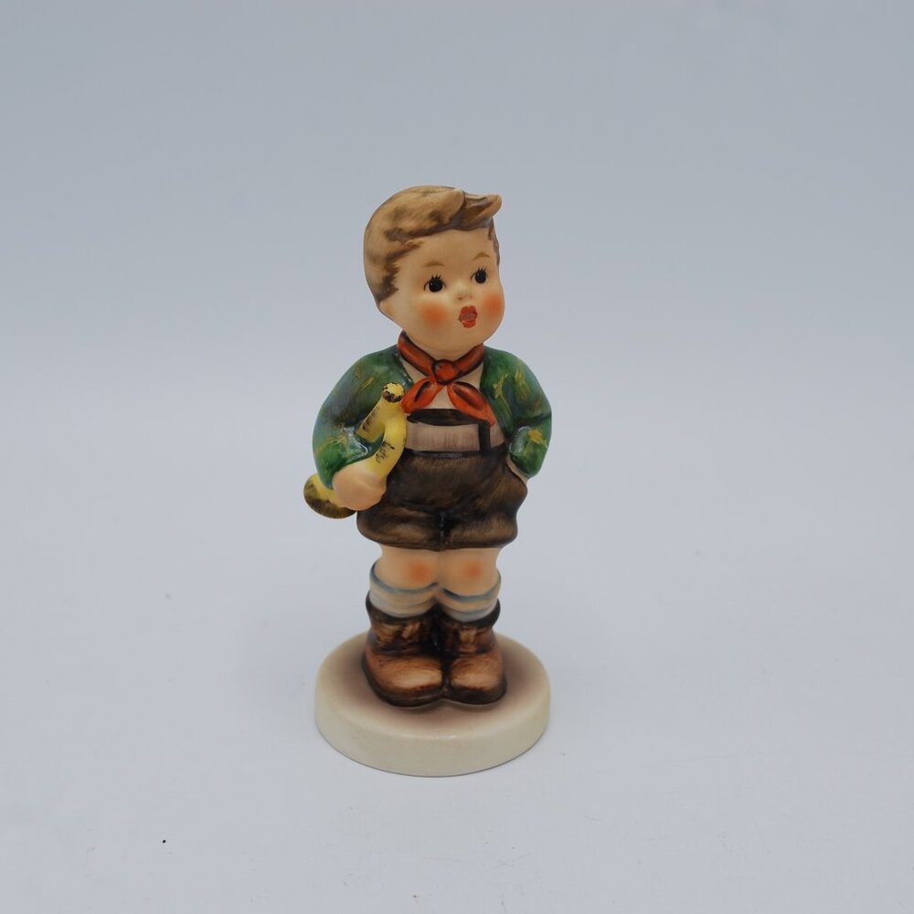 M.J. HUMMEL TRUMPET BOY